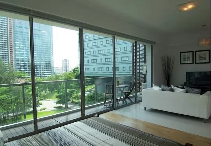 stunning Singapore - 2BR Luxury Apartment - One North holiday home and vacation rental