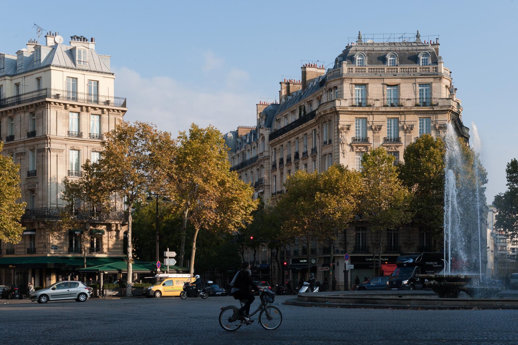 Paris - Rue Copernic II