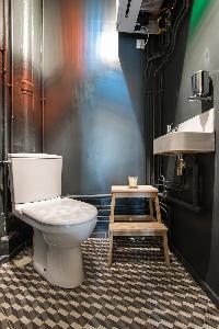 neat and trim bathroom in Paris - Rue des Saints-Pères II luxury apartment