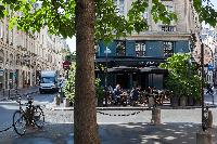 Le Hibou nearby restaurant from Paris luxury apartment