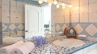 clean bathroom in Saint Barth Villa Bungalow Hansen 2 luxury holiday home, vacation rental