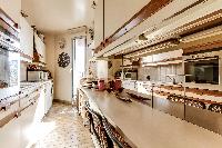 impressive kitchen of Paris - Rue du Banquier Penthouse luxury apartment