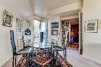 nice dining area in Paris - Rue du Banquier Penthouse luxury apartment