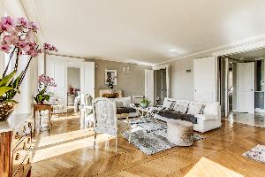 well-appointed Champs Elysées - Matignon Penthouse luxury apartment
