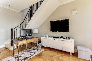 cool multilevel Champs Elysées - Matignon Penthouse luxury apartment