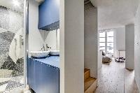 nice bathroom interiors of Marais - Turenne 1 bedroom luxury apartment