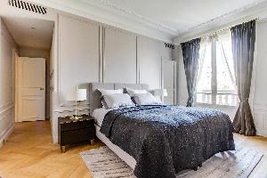 sunny and airy Notre Dame - Fleurs luxury apartment