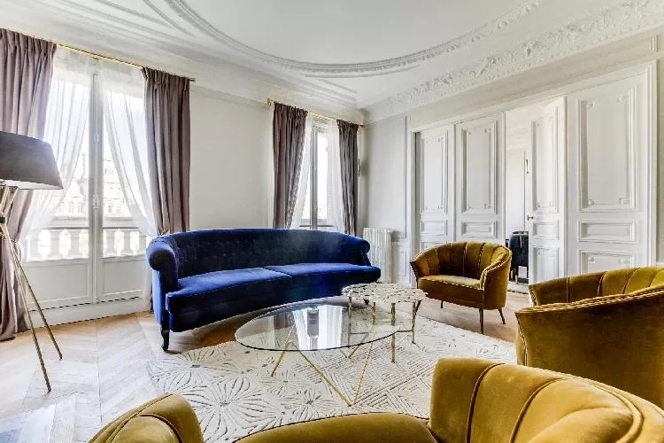 splendid living room of Notre Dame - Fleurs luxury apartment