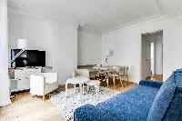 spacious Trocadero - Longchamps luxury apartment