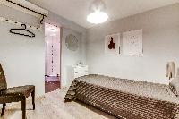 nice bedroom in Montorgeuil - Argout luxury apartment