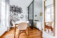 awesome dining room of Beaugrenelle - Saint Charles luxury apartment