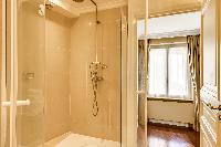 cool showers in Champs Elysées - Foch III - 3 Bedrooms luxury apartment