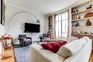 airy and sunny Ternes luxury apartment, vacation rental