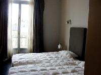 relaxing Tour Eiffel - Place des Etats Unis luxury apartment and holiday home