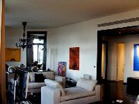 cozy living room of Tour Eiffel - Place des Etats Unis luxury apartment