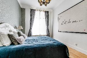 adorable Marais - Francs Bourgeois luxury apartment