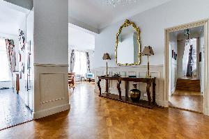 neat and nice Marais - Francs Bourgeois luxury apartment