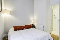 clean and fresh bedding in Saint Germain des Prés - Dragon I luxury apartment