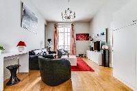 spacious Champs Elysées - Paul Baudry 1 bedroom luxury apartment