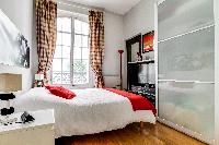 tastefully furnished Champs Elysées - Paul Baudry 1 bedroom luxury apartment