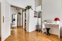 polished flooring of Champs Elysées - Paul Baudry 1 bedroom luxury apartment