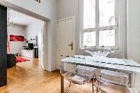 breezy and bright Champs Elysées - Paul Baudry 1 bedroom luxury apartment