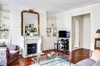 tastefully decorated 3-bedroom Paris luxury apartment