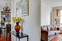 tastefully decorated 3-bedroom Paris luxury apartment