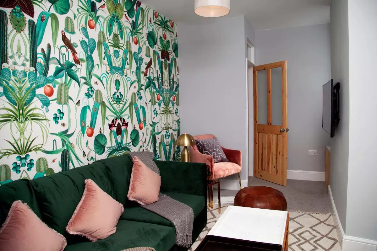 The Old Post Office - Bright & Modern 4BDR Townhouse with Private Garden