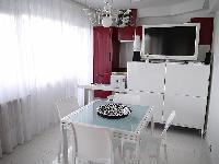 cool dining area in Tour Eiffel - Suffren luxury apartment