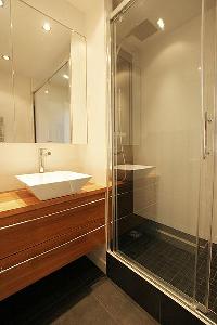 awesome rain shower in Passy La Tour luxury apartment