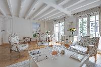 chic Notre Dame - Colbert Suite luxury apartment