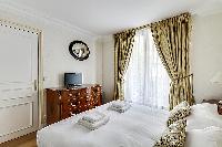 neat Saint Germain des Prés - Luxembourg Suite luxury apartment and vacation rental