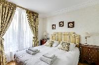 pretty bedroom in Saint Germain des Prés - Luxembourg Suite luxury apartment