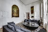a 3-bedroom Paris luxury apartment with a perfect blend of classic and modern living