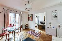 delightful dining room with balcony at Passy - Trocadero I luxury apartment