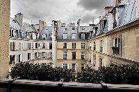 courtyard view from a 3-bedroom Paris luxury apartment