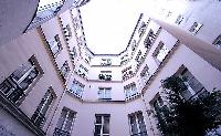 courtyard in a 2-bedroom Paris luxury apartment