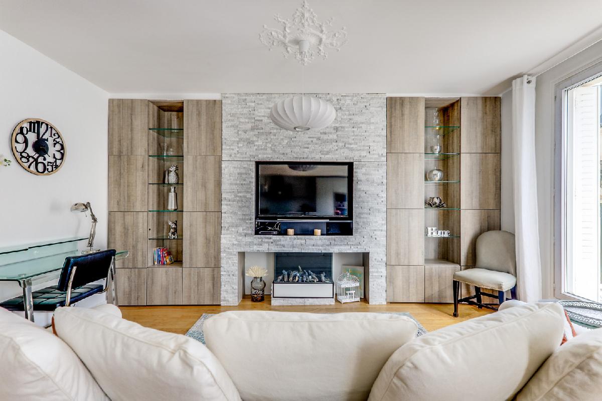 Champs Elysées - Etoile 2 Bedrooms with Balcony