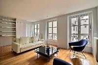 luminous 3-bedroom Paris luxury apartment