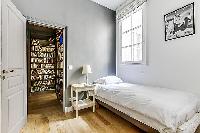 perky bedroom in Notre Dame - Lemoine luxury apartment