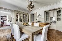 nice dining room of Notre Dame - Lemoine luxury apartment