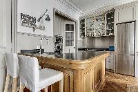 cool breakfast bar of Notre Dame - Lemoine luxury apartment