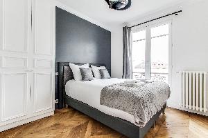 Saint Germain des Prés - Bonaparte II