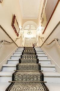 awesome multilevel Trocadero - Sheffer luxury apartment