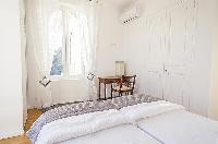 beautiful arched windows of Cannes - Church (Eglises) luxury apartment