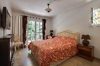 lovely bedroom of Cannes - Mahtari luxury apartment