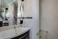 cool lavatory in Cannes - Mahtari luxury apartment