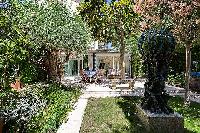 impeccable garden of Cannes - Mahtari luxury apartment