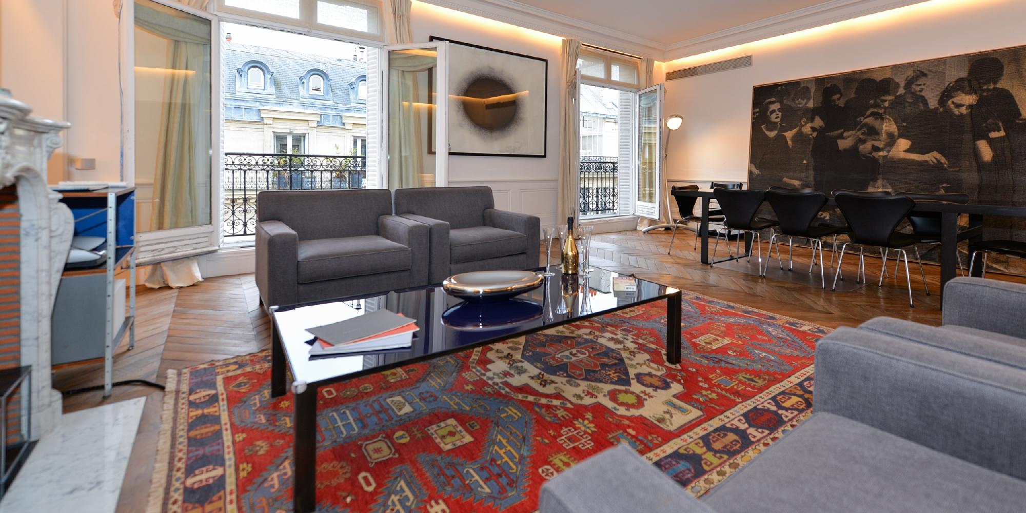 Champs Elysées - Boccador 5 Bedrooms